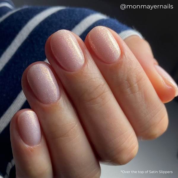 SMALTO SEMIPERMANENTE SHELLAC NIGHT BRILLIANCE